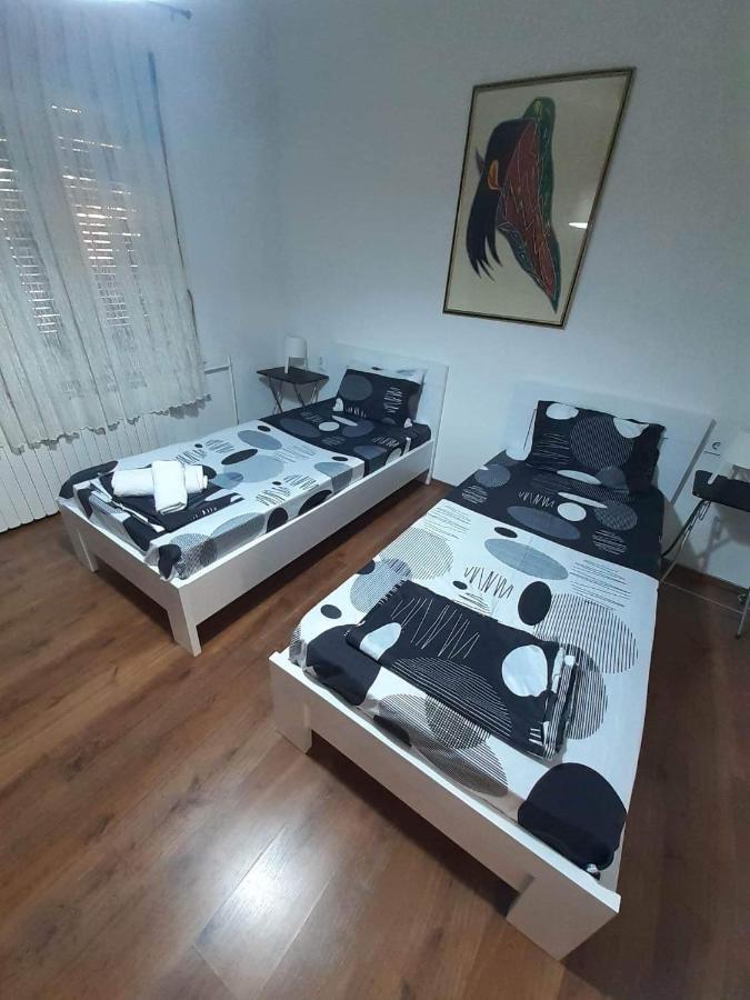 Double M City Center Apartments スコピエ エクステリア 写真